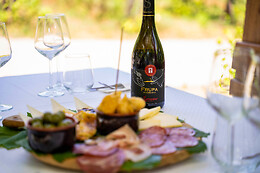Vesuvio Inn Bed & Wine Experience