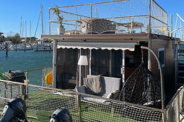 Floating Home Delta del Po